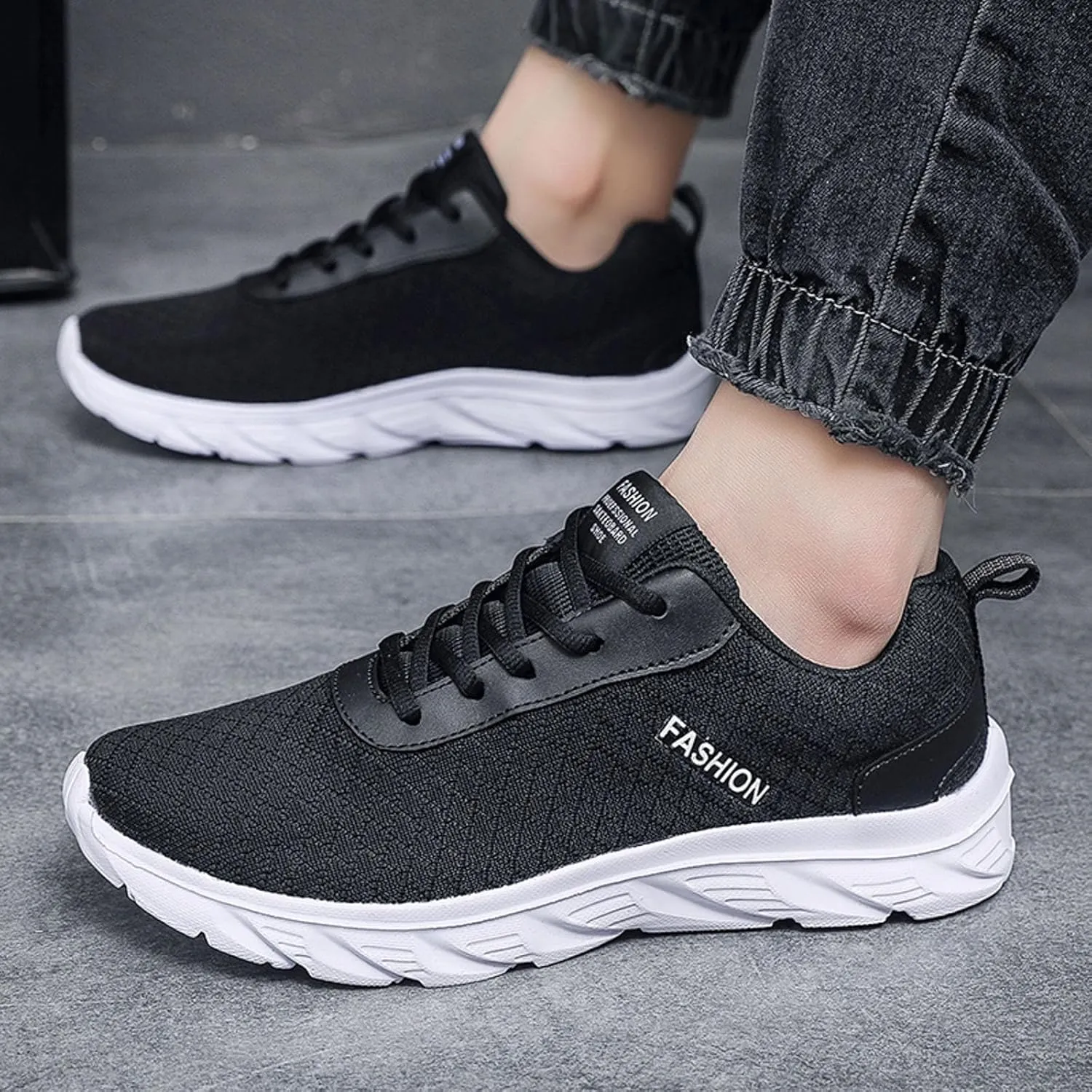 Arch Support Fitness Sneaker for Men Breathable Elastic Fly Woven Mesh Sneaker Breathable Lace Up Shoes for Men