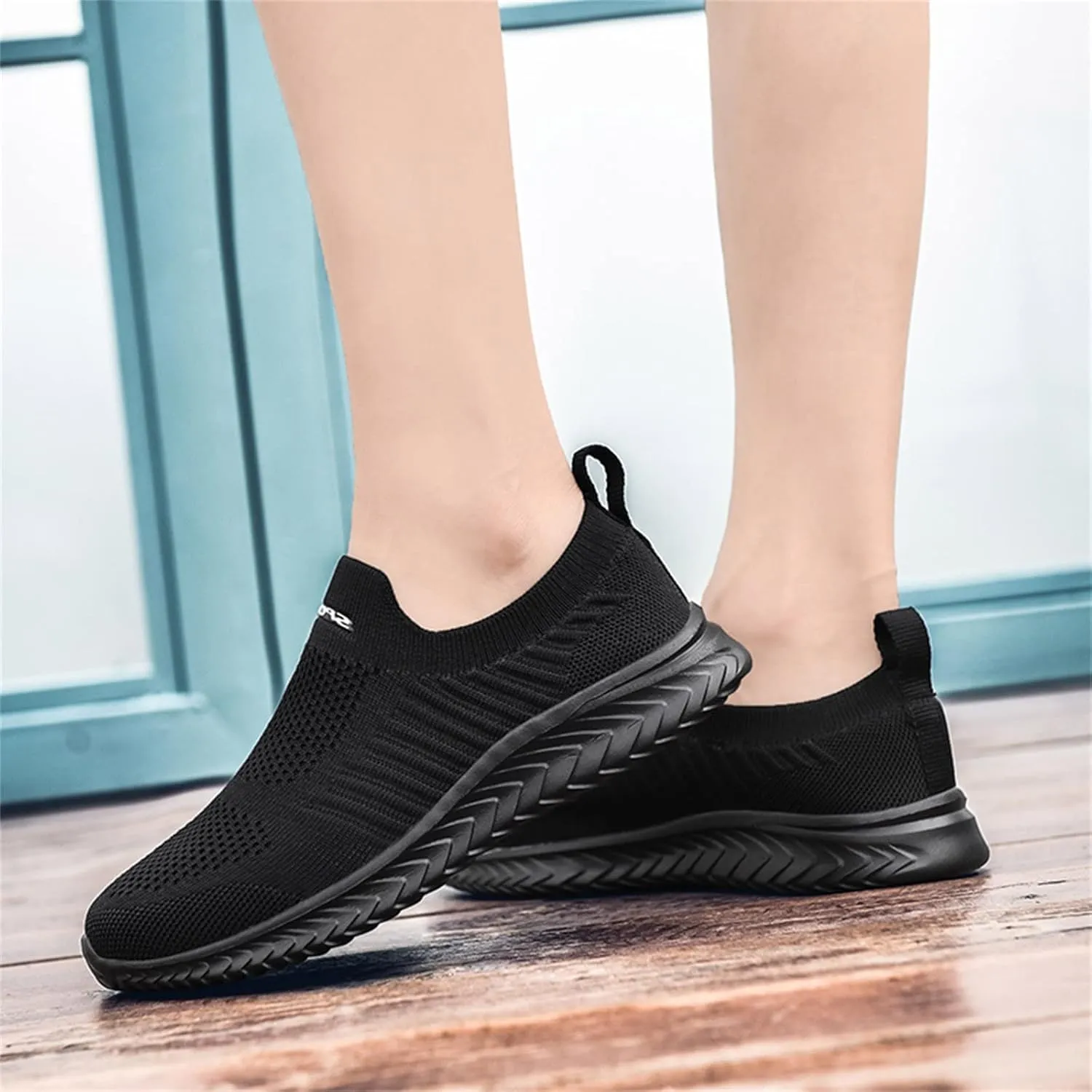 Breathable Slip on Sneakers for Women Breathable Zero Drop Adjustable Barefoot Shoes Lightweight Workout Shoe