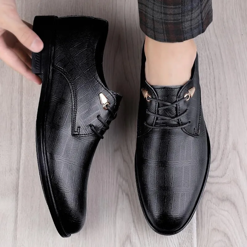 Fashion Classic Oxford Shoes Breathable Leather Wingtip Brogue Shoes for Men Lace Up Pointed Toe Casual Derby Shoes