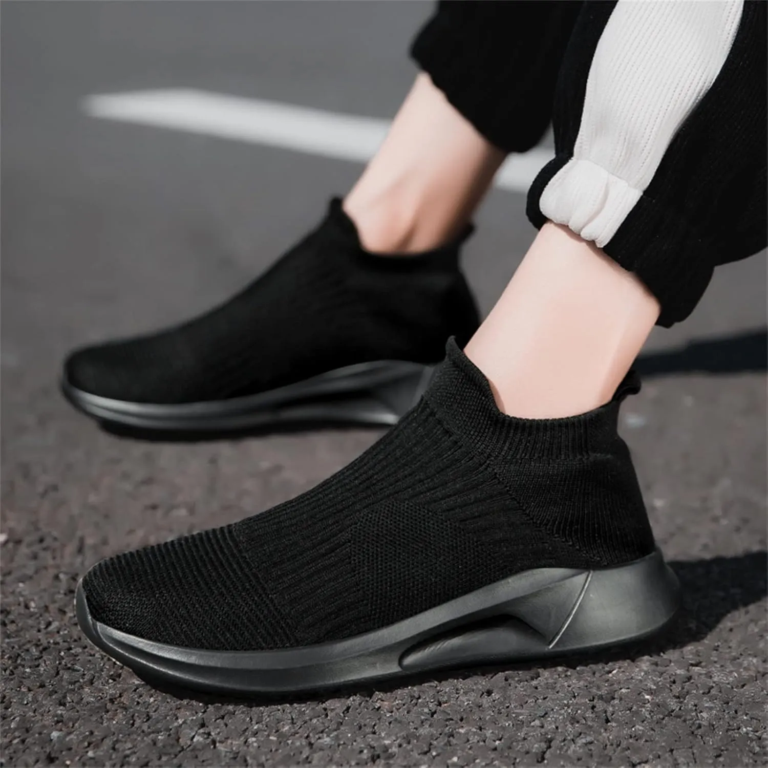 Fashion Lightweight Sneakers for Men Lightweight Breathable Walking Shoe Gym Tennis Business Formal Dress Shoes