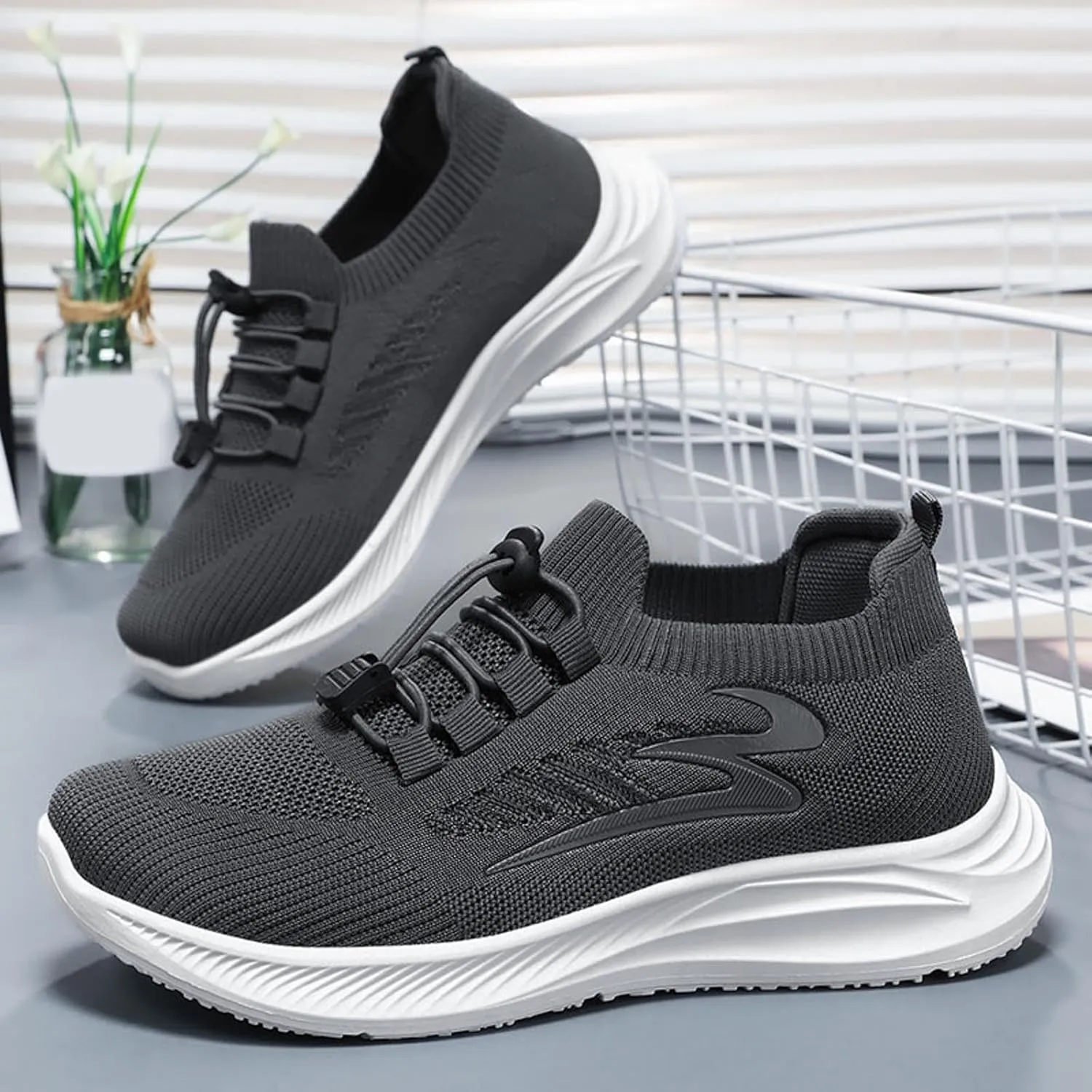 Lightweight Arch Support Sneakers for Men Non Slip Outdoor Running Sneaker Memory Foam Versatile Shoes for Men