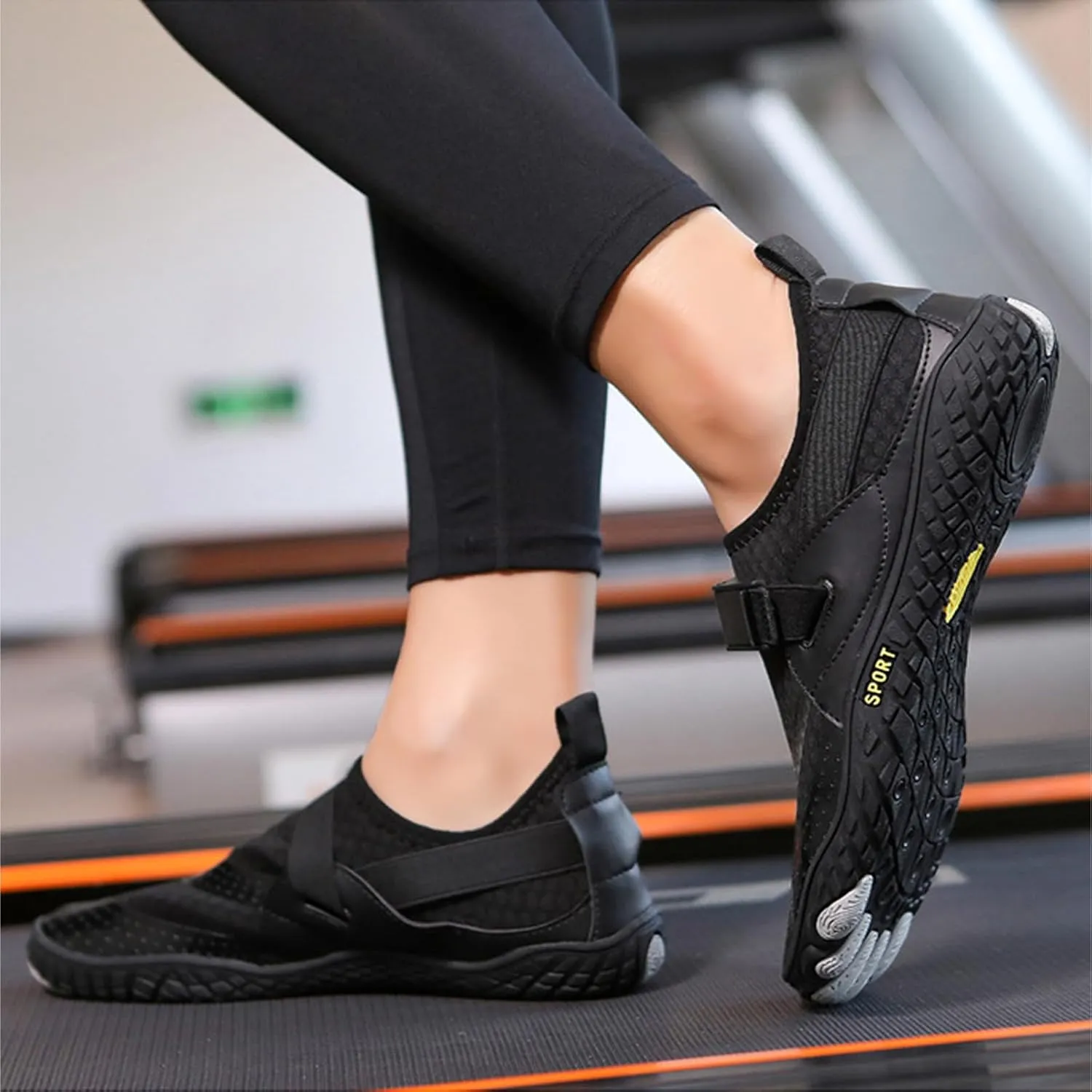 Lightweight Hiking Shoes for Men Casual Sneaker Mesh Breathable Walking Shoe Men's Stylish Lightweight Sneakers