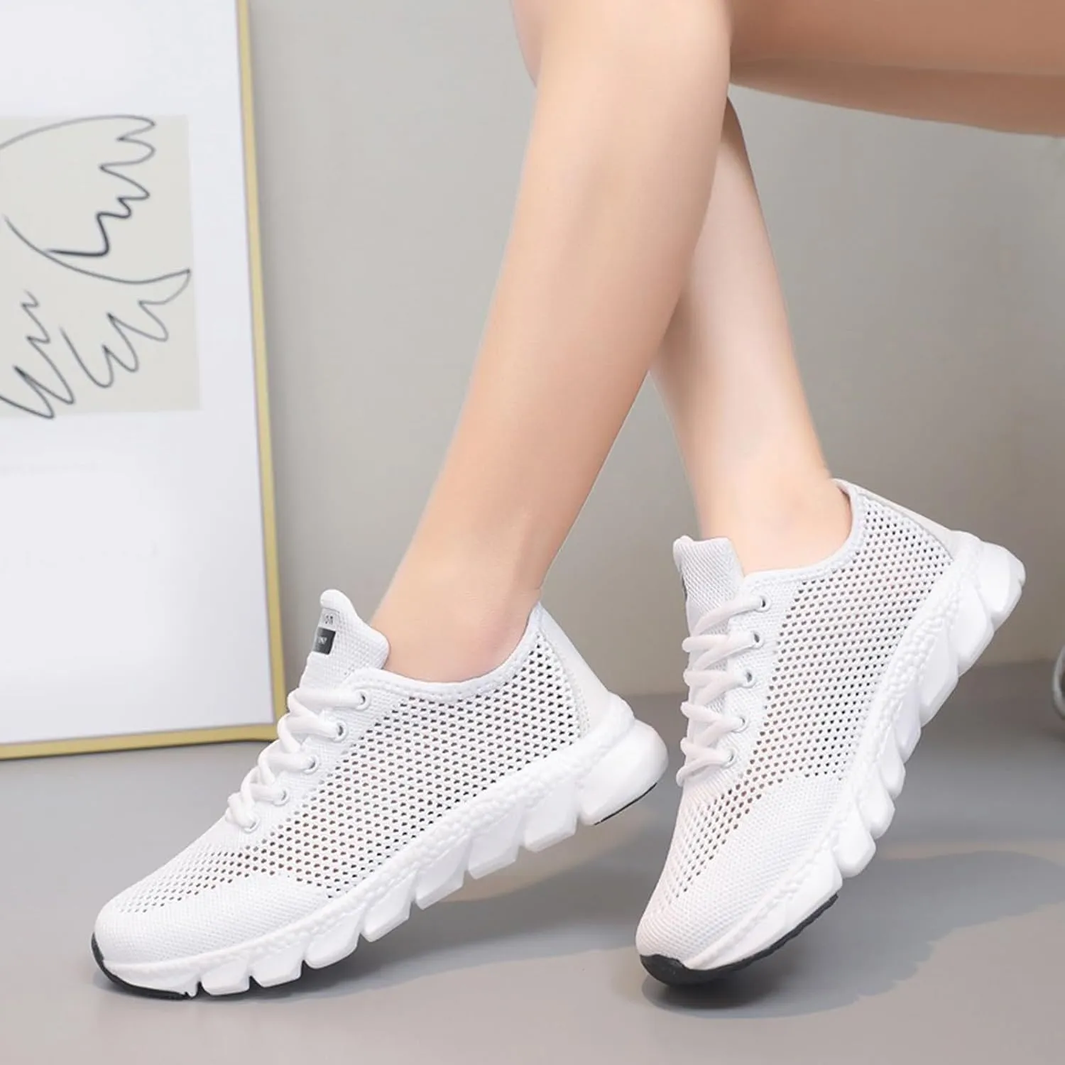 Lightweight Walking Tennis Shoes for Women Non Slip Cushion Fashion Running Tennis Shoes Versatile Dress Shoe