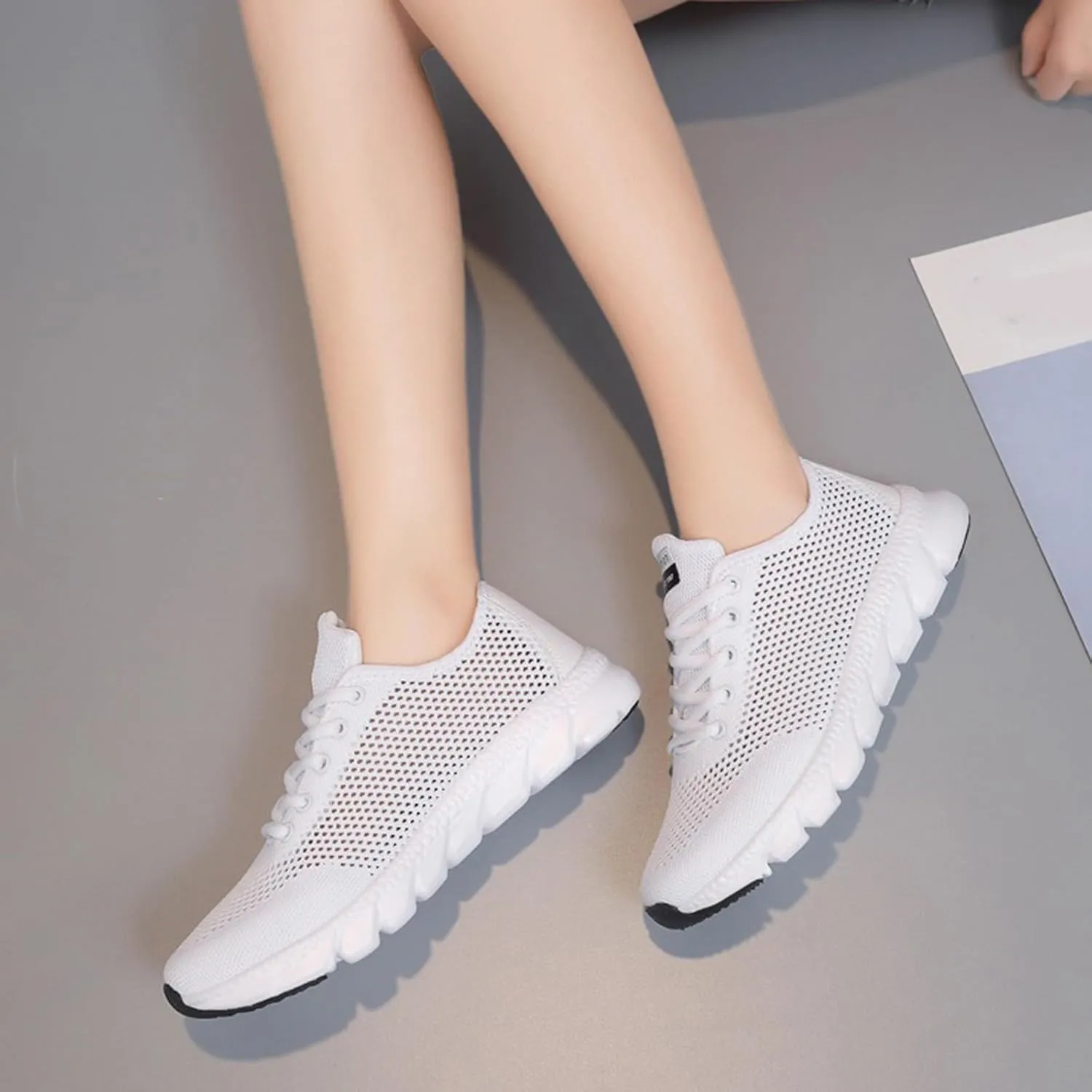Lightweight Walking Tennis Shoes for Women Non Slip Cushion Fashion Running Tennis Shoes Versatile Dress Shoe