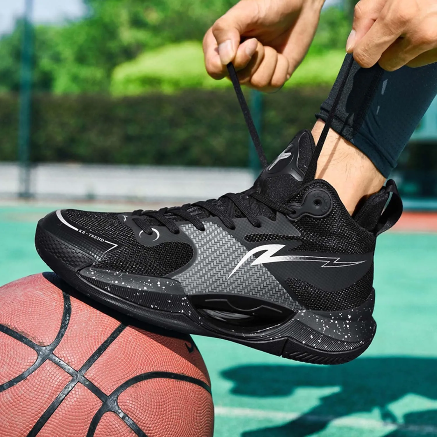 Men's and Women's Basketball Shoes Fashion Sneakers Non-Slip Running Shoes Breathable Training Tennis Shoes Street Personalized Basketball Sneakers Casual Walking Shoes