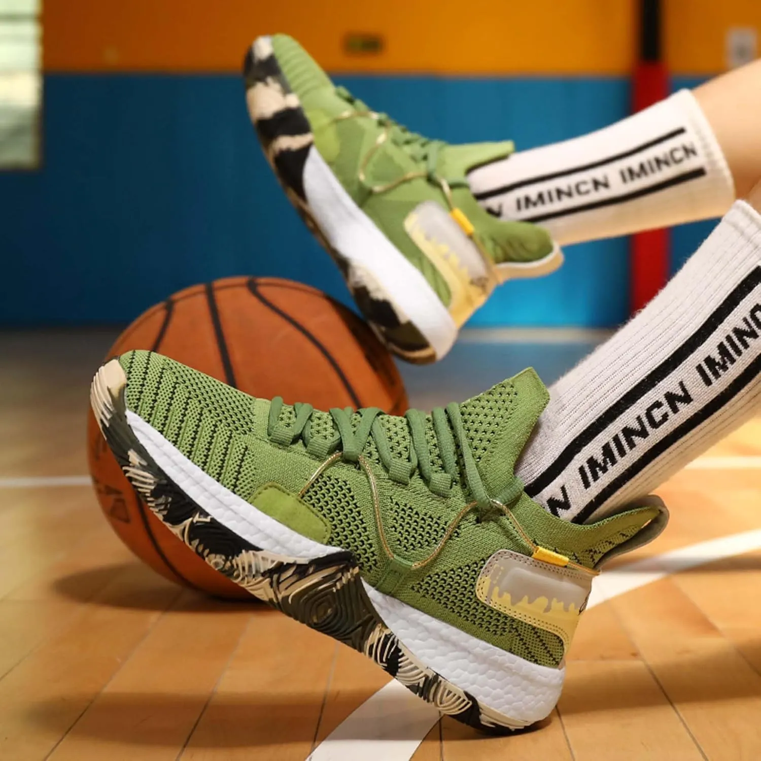 Men's and Women's Lace Up Basketball Shoes Comfortable and Breathable Sports Shoes Anti Slip and Wear-Resistant Outdoor Shoes Men's Anti Slip Work Shoes Black Casual Sports Shoes