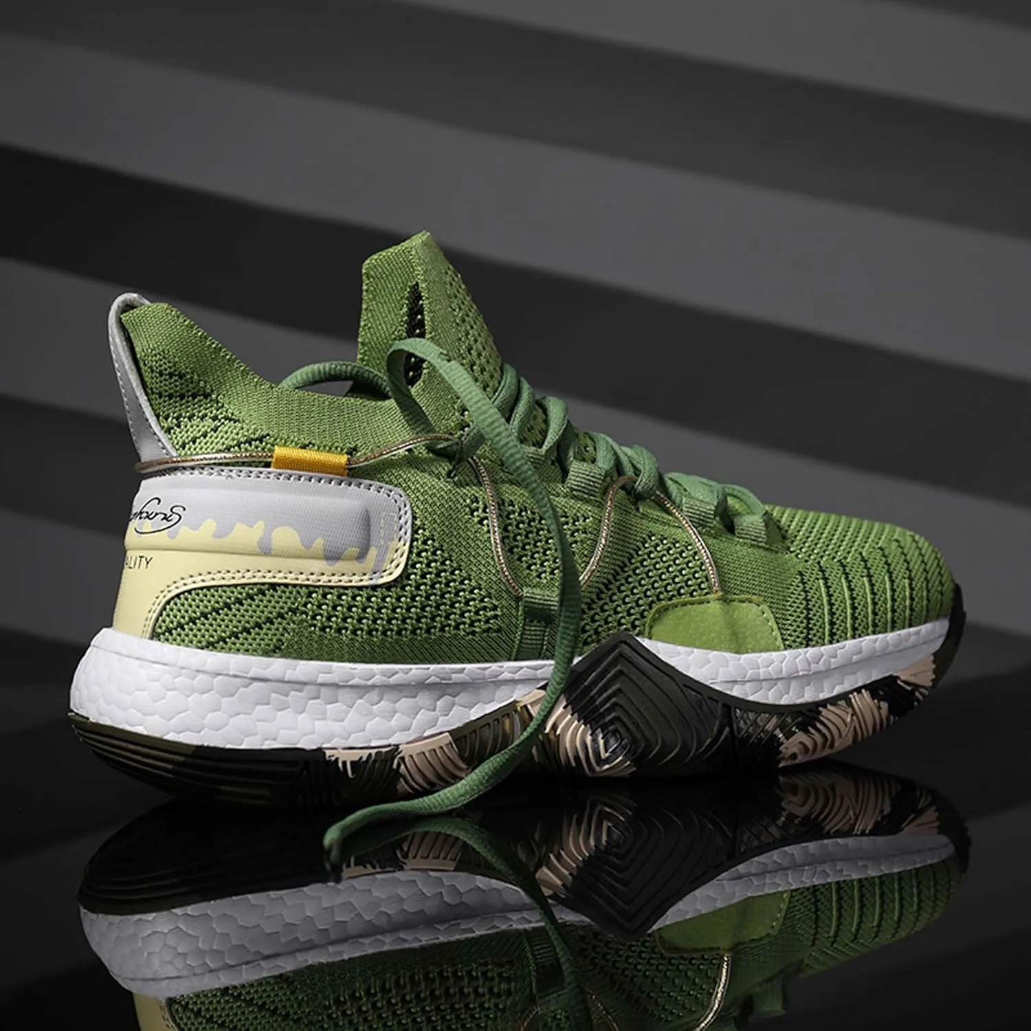 Men's and Women's Lace Up Basketball Shoes Comfortable and Breathable Sports Shoes Anti Slip and Wear-Resistant Outdoor Shoes Men's Anti Slip Work Shoes Black Casual Sports Shoes