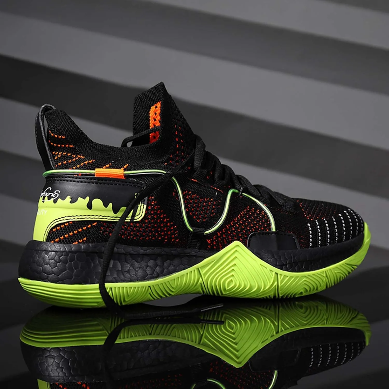 Men's and Women's Lace Up Basketball Shoes Comfortable and Breathable Sports Shoes Anti Slip and Wear-Resistant Outdoor Shoes Men's Anti Slip Work Shoes Black Casual Sports Shoes