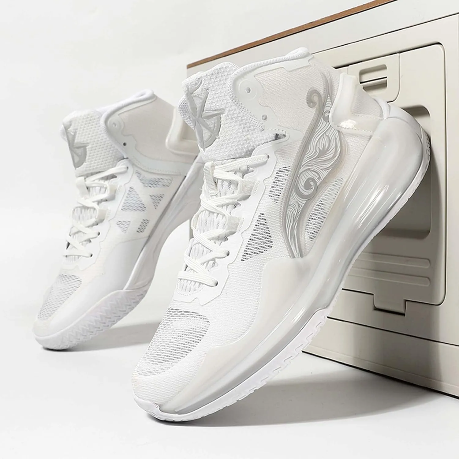 Men's Basketball Shoes Teenagers Fashion Comfortable Sneakers Women's Tennis Fitness Training Casual Sneakers Outdoor Casual Walking High Top Sneakers Outdoor Running Basketball Sports