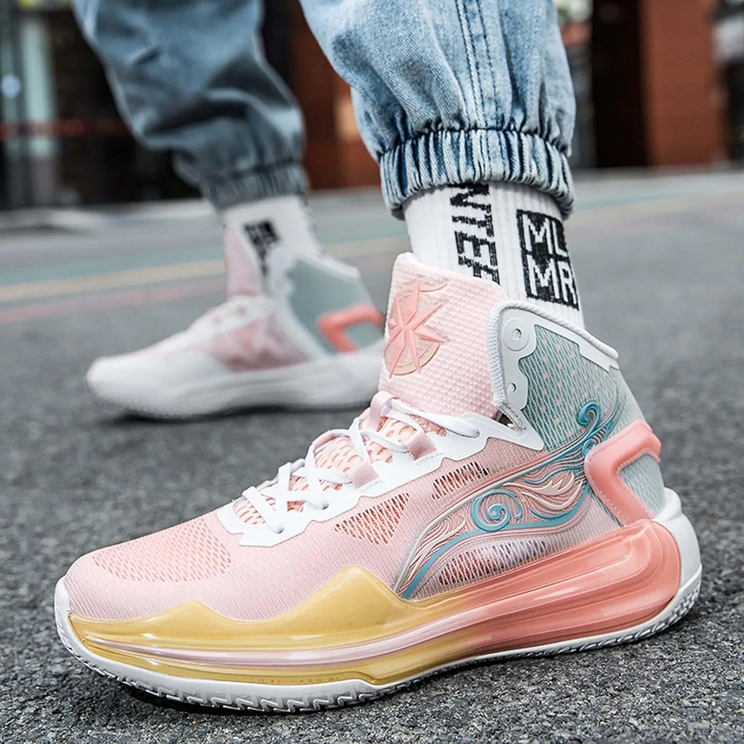Men's Basketball Shoes Teenagers Fashion Comfortable Sneakers Women's Tennis Fitness Training Casual Sneakers Outdoor Casual Walking High Top Sneakers Outdoor Running Basketball Sports