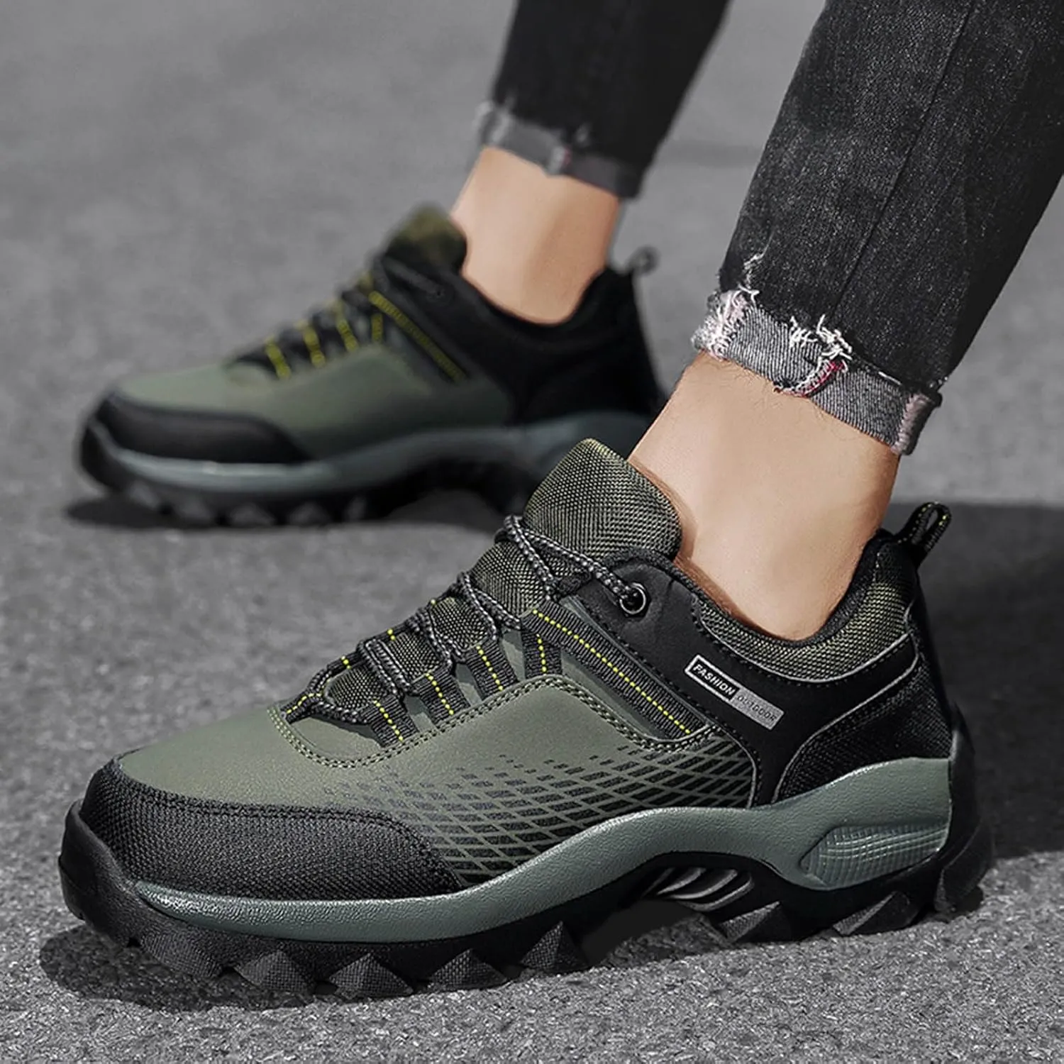 Men's Classic Casual Jogging Sneakers Breathable and Light Outdoor Comfy Walking Shoe Comfortable Stretch Shoes