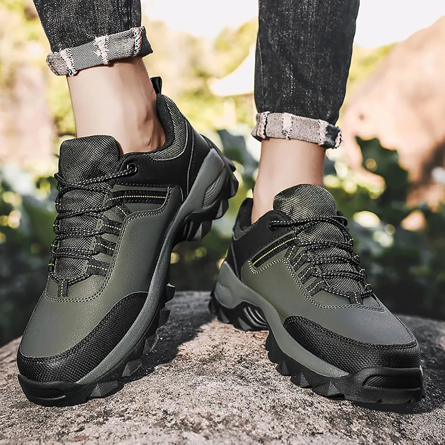 Men's Classic Casual Jogging Sneakers Breathable and Light Outdoor Comfy Walking Shoe Comfortable Stretch Shoes