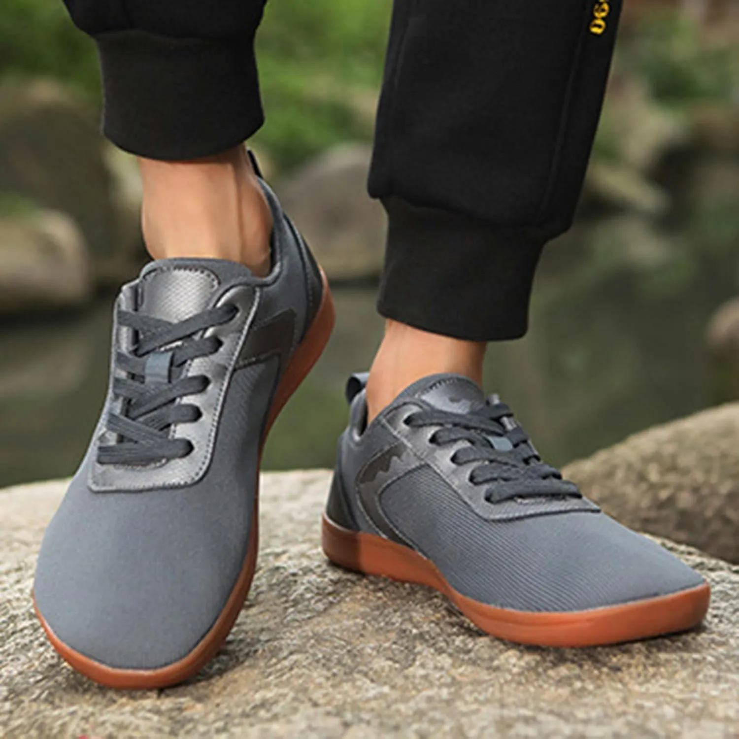 Men's Comfortable Canvas Shoes Lightweight Breathable Walking Shoe Gym Tennis Lightweight Elderly Slip on Shoes