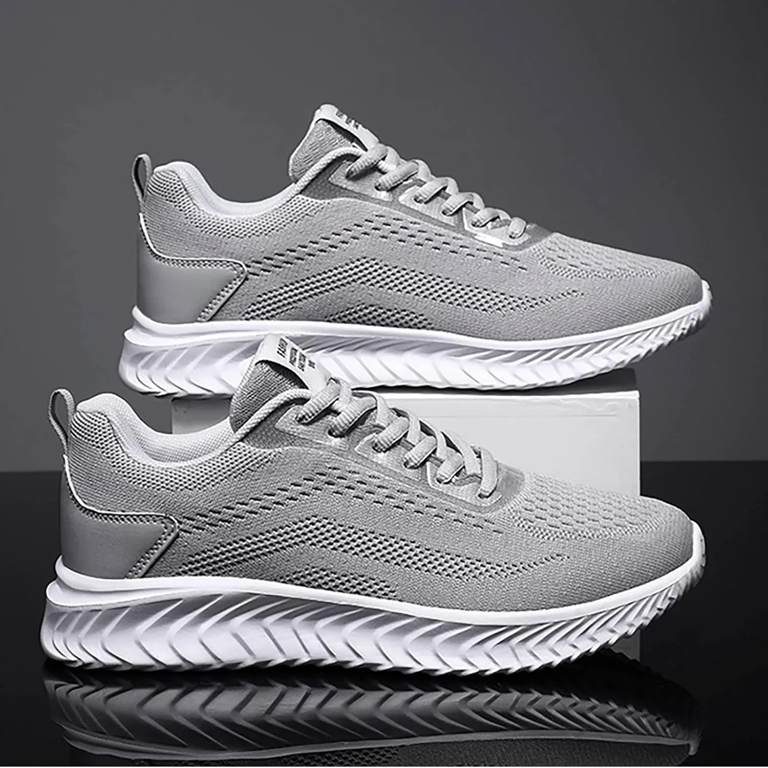 Men's Cushion Running Shoes Comfortable Lightweight Breathable Arch Support Walking Shoes Mesh Workout Non Slip Casual Sports Sneakers Men's Long Standing Daily Work Comfort Sneakers