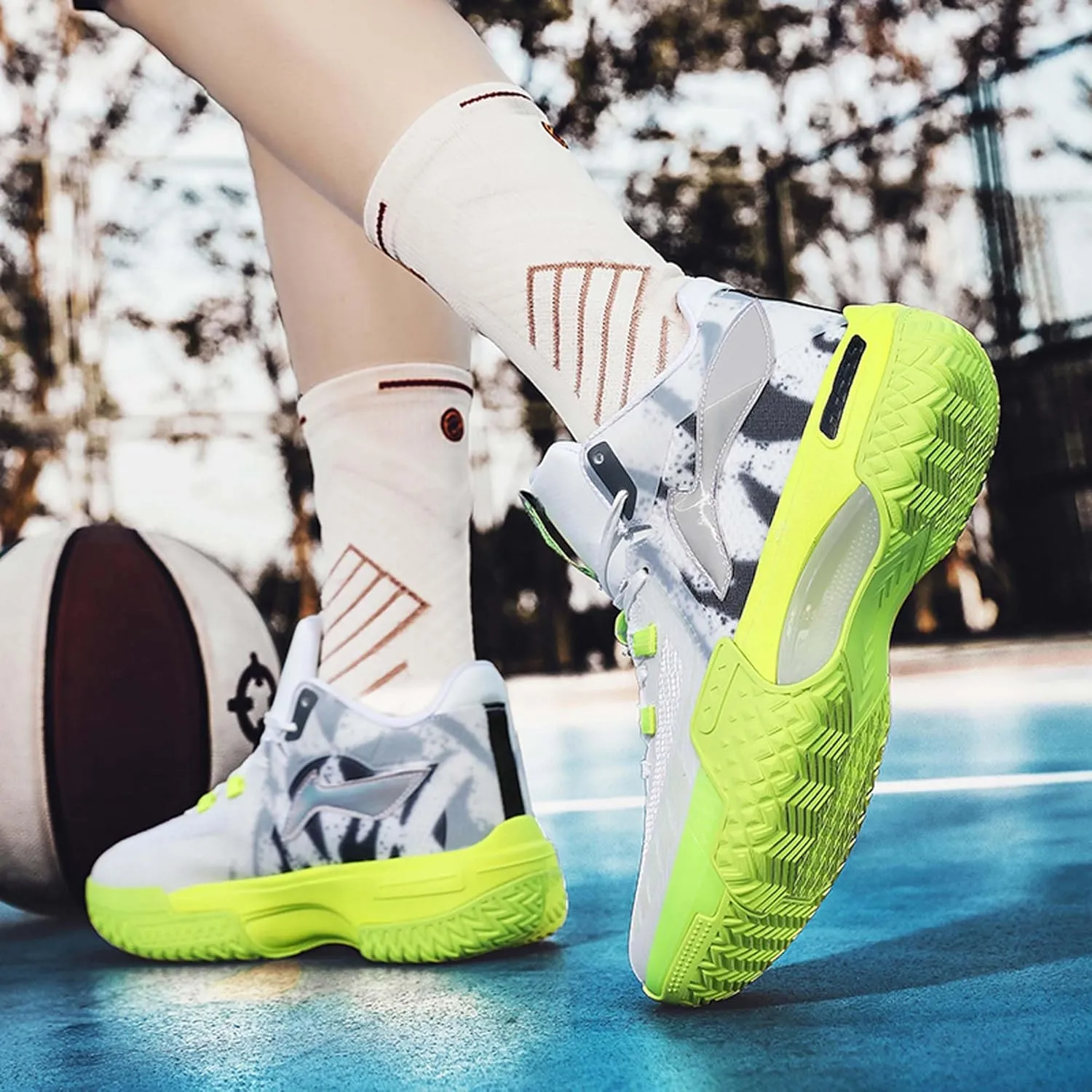 Men's Fluorescent Basketball Shoes Teenage Arch Support Fashion Sneakers Women's Anti-Slip Lightweight Sports High Top Basketball Running Fitness Tennis Athletic Shoes