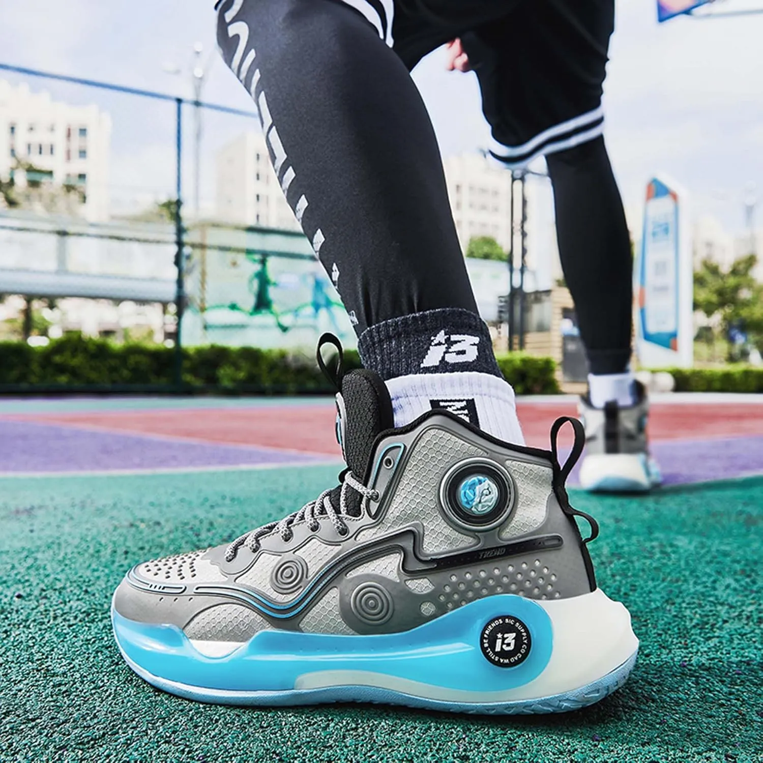 Men's High Top Basketball Shoes Men's Fashion Sports Running Shoes Indoor and Outdoor Training Anti-Slip Tennis Fitness Shoes Lightweight Casual Sports Walking Shoes