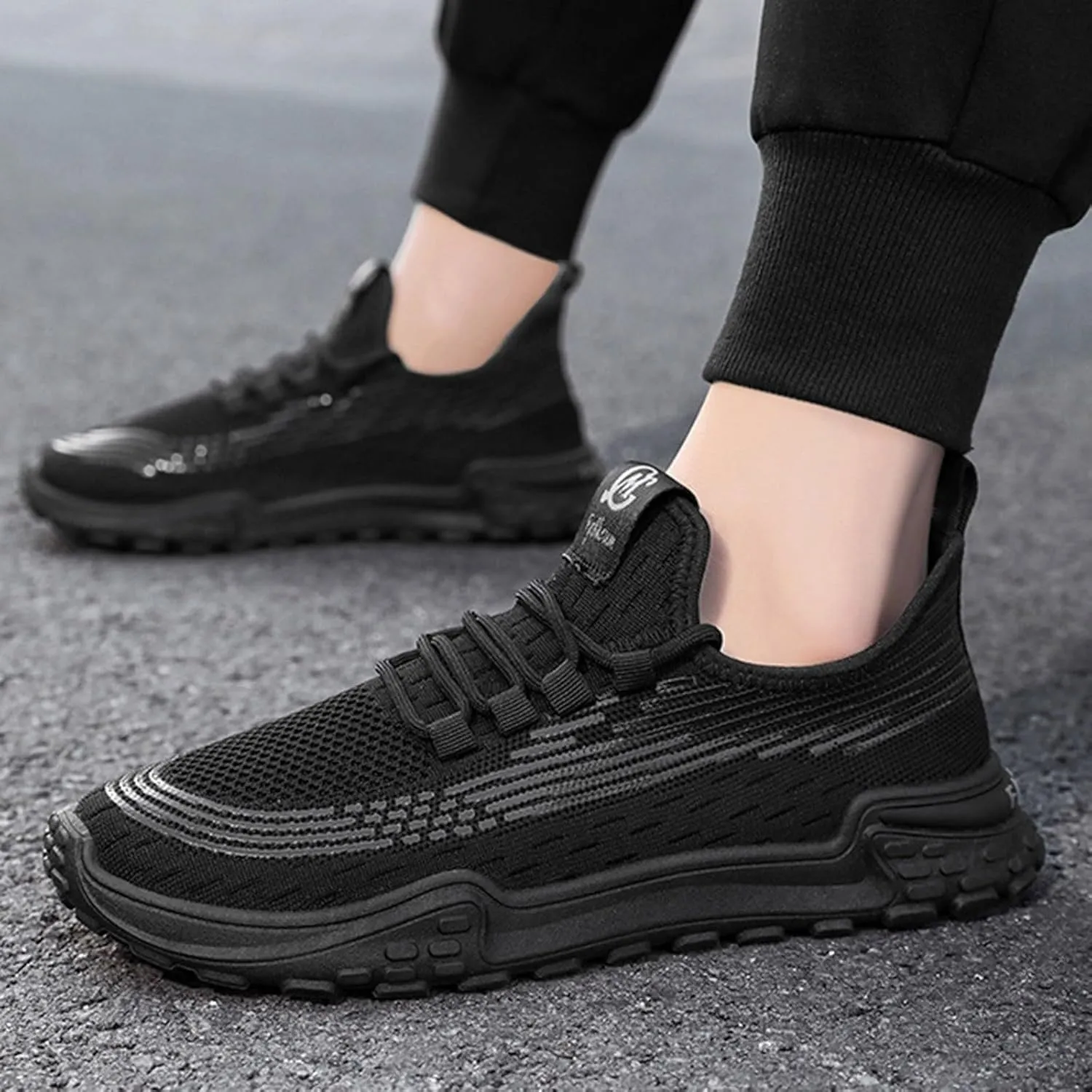 Mens Lightweight Minimalist Shoes Lightweight Sport Gym Jogging Walking Sneaker Men's Arch Support Insole Shoes
