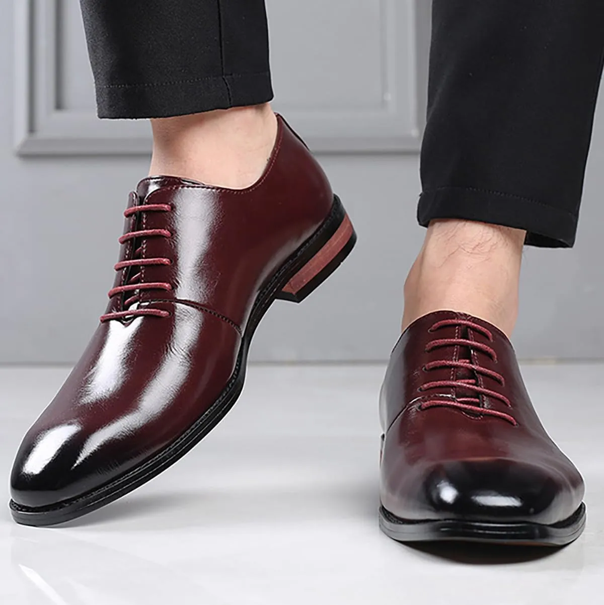 Men's Retro Slip-on Lace Up Business Oxfords Dress Classic Non Slip Casual Leather Work Dress Shoes Fashion Comfortable Formal Wedding Shoes