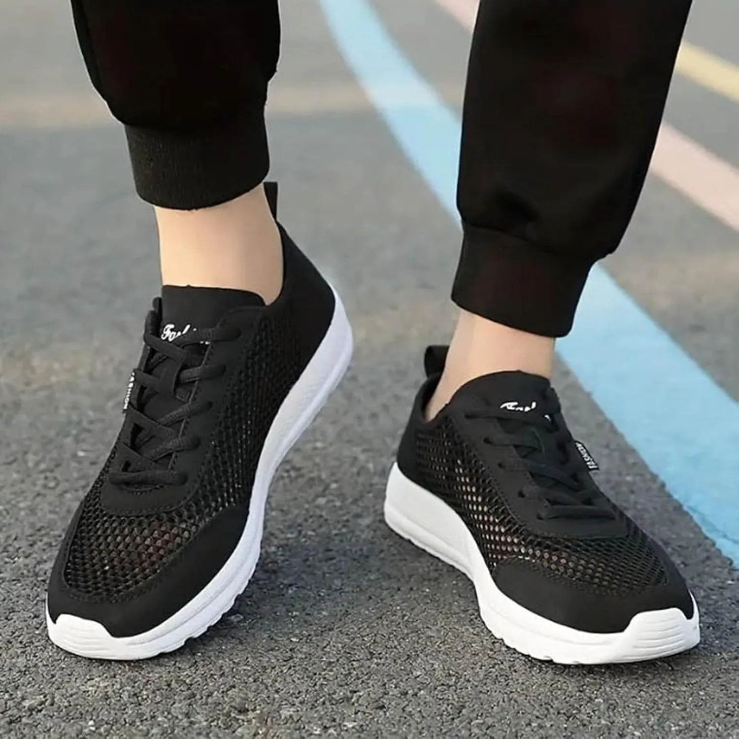 Men's Sneakers Men's Breathable Comfortable Casual and Lightweight Sneakers