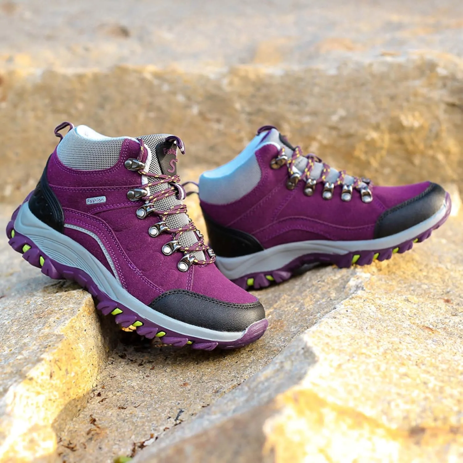 Men's Women's Non-slip Climbing Shoes Outdoor Hiking Travel Lace-up Boots Breathable Comfortable Walking Boots Rubber Outsole Non-slip Boots
