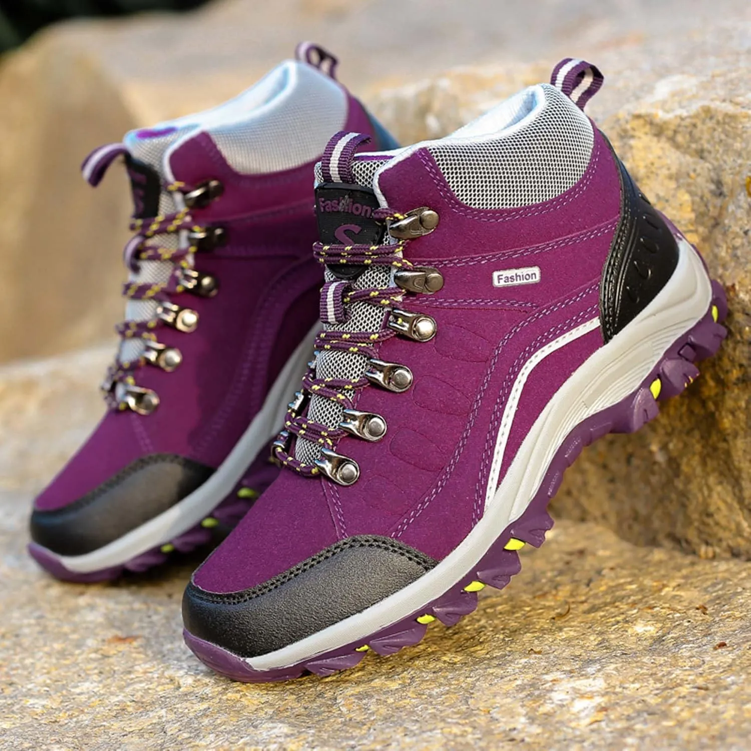 Men's Women's Non-slip Climbing Shoes Outdoor Hiking Travel Lace-up Boots Breathable Comfortable Walking Boots Rubber Outsole Non-slip Boots