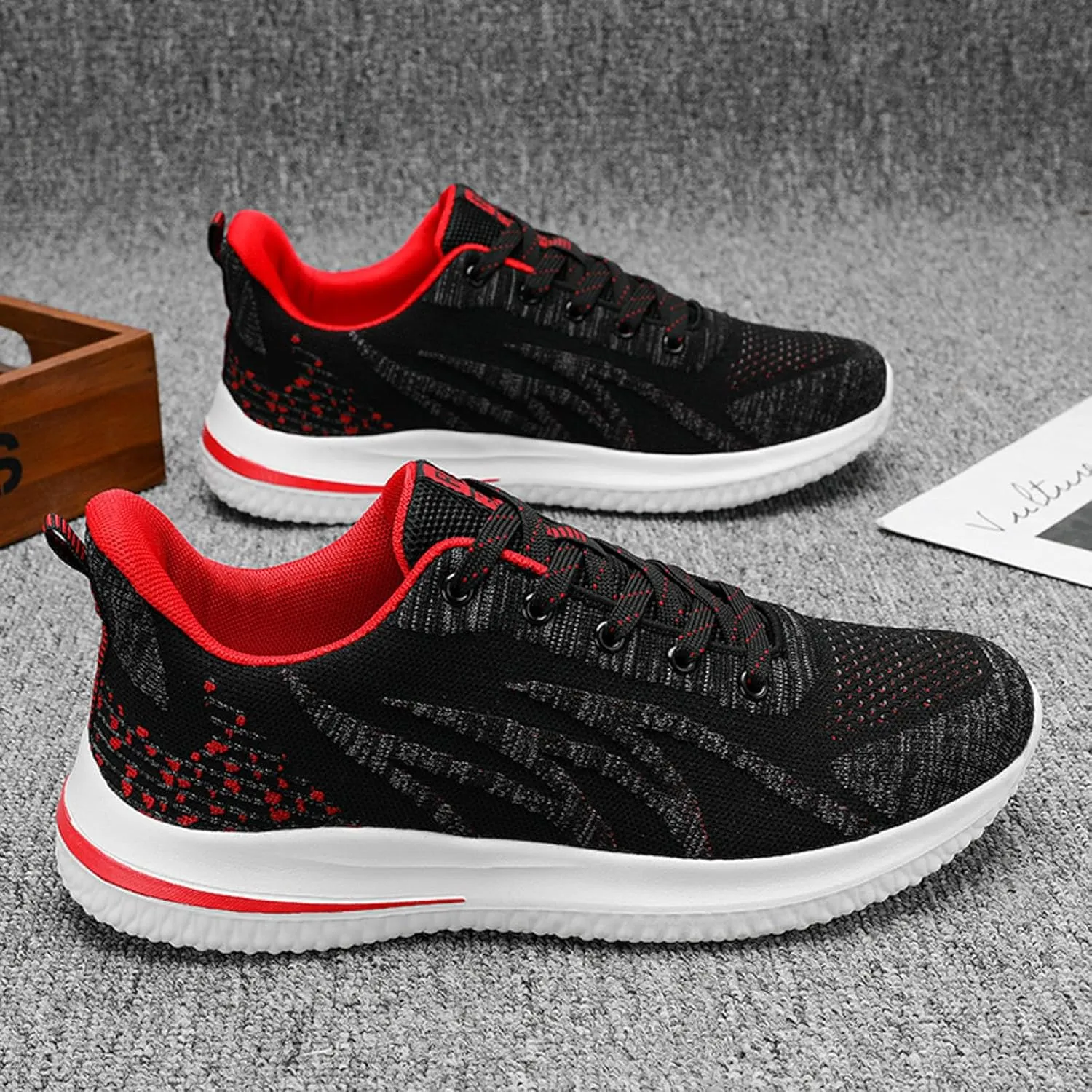 Outdoor Jogging Sneakers for Men Lightweight Breathable Walking Shoe Gym Tennis Lightweight Work Shoes for Men