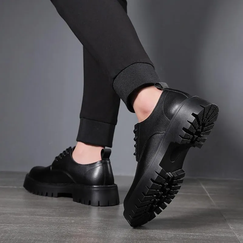 Sleek Men's Round Toe Oxfords for Corporate Meetings - Glossy Leather Lace-Up Shoes with Breathable Lining