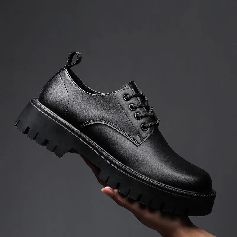 Sleek Men's Round Toe Oxfords for Corporate Meetings - Glossy Leather Lace-Up Shoes with Breathable Lining