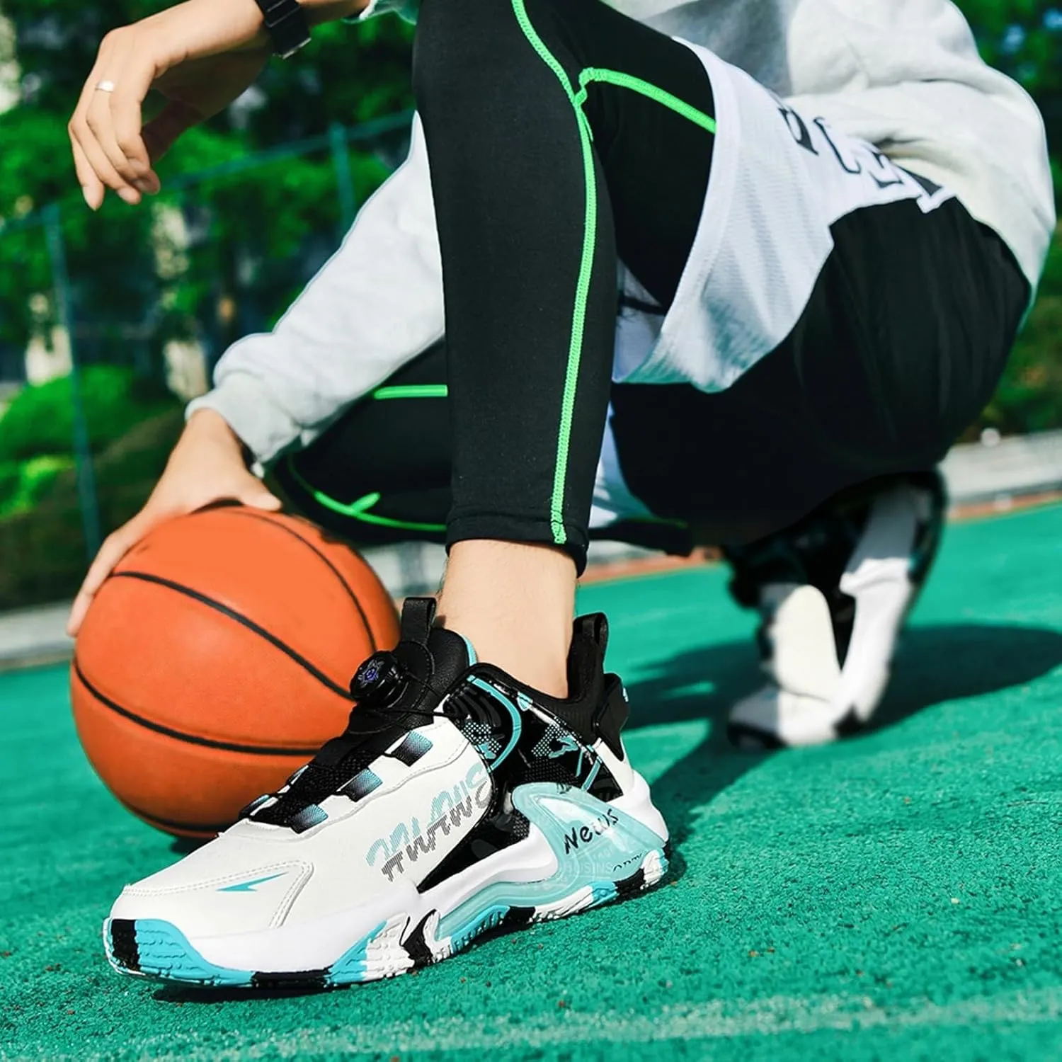 Unisex Basketball Shoes Low Cut Breathable Durable Casual Trendy Sports Boots