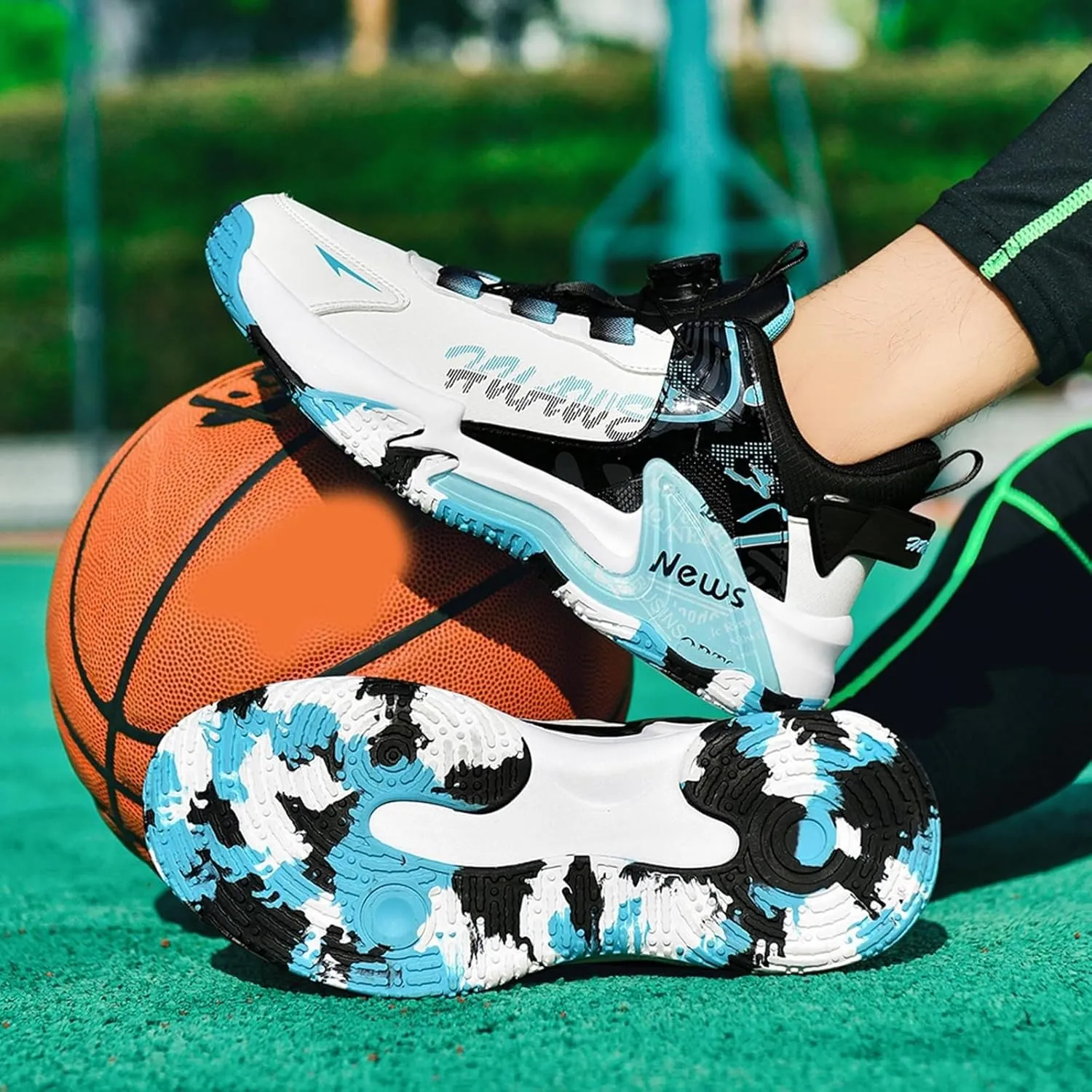 Unisex Basketball Shoes Low Cut Breathable Durable Casual Trendy Sports Boots
