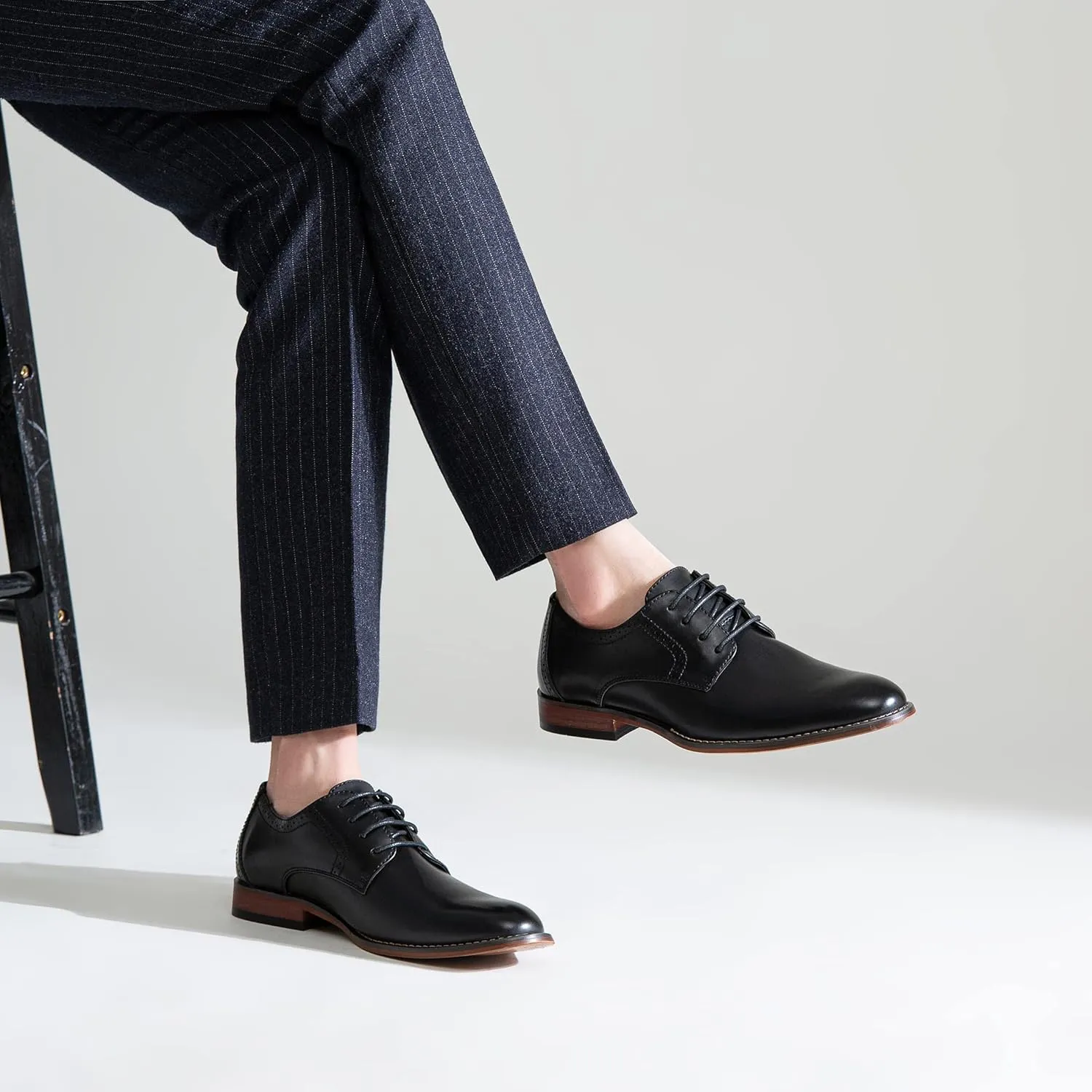 Vostey Men's Dress Shoes Classic Wingtip Brogue Men Oxfords