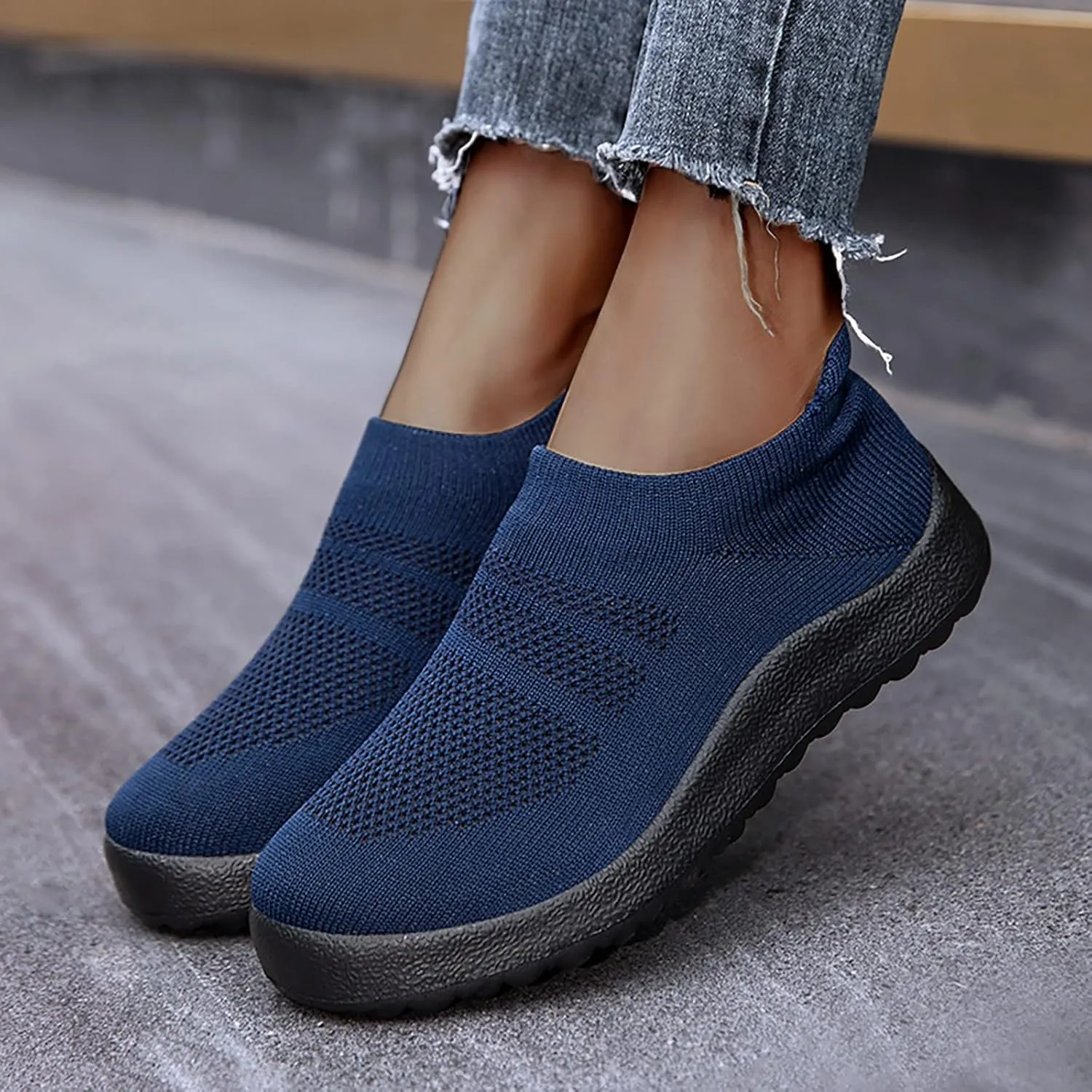 Womens Ladies Walking Running Shoes Slip On Lightweight Mens Casual Shoes Mesh Breathable Casual Shoes Slip On Black Platform Sneaker Slip On Tennis Shoe Loafers Shoe
