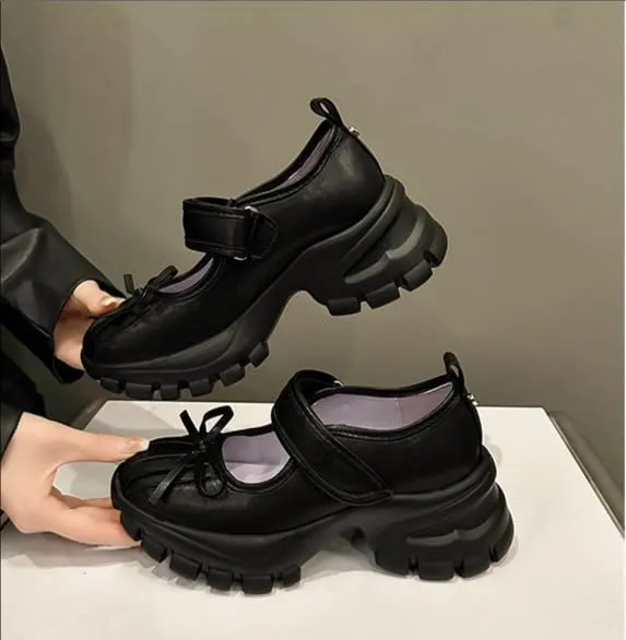 Women's Mary Janes Shoes Platform Round Toe Oxford Dress Shoes Gothic Ankle Strap Bow Vintage Classic Loafers (Black,7)