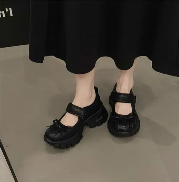 Women's Mary Janes Shoes Platform Round Toe Oxford Dress Shoes Gothic Ankle Strap Bow Vintage Classic Loafers (Black,7)