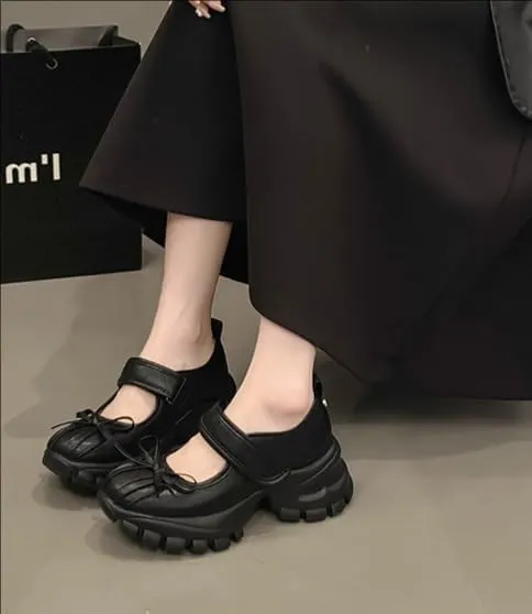 Women's Mary Janes Shoes Platform Round Toe Oxford Dress Shoes Gothic Ankle Strap Bow Vintage Classic Loafers (Black,7)