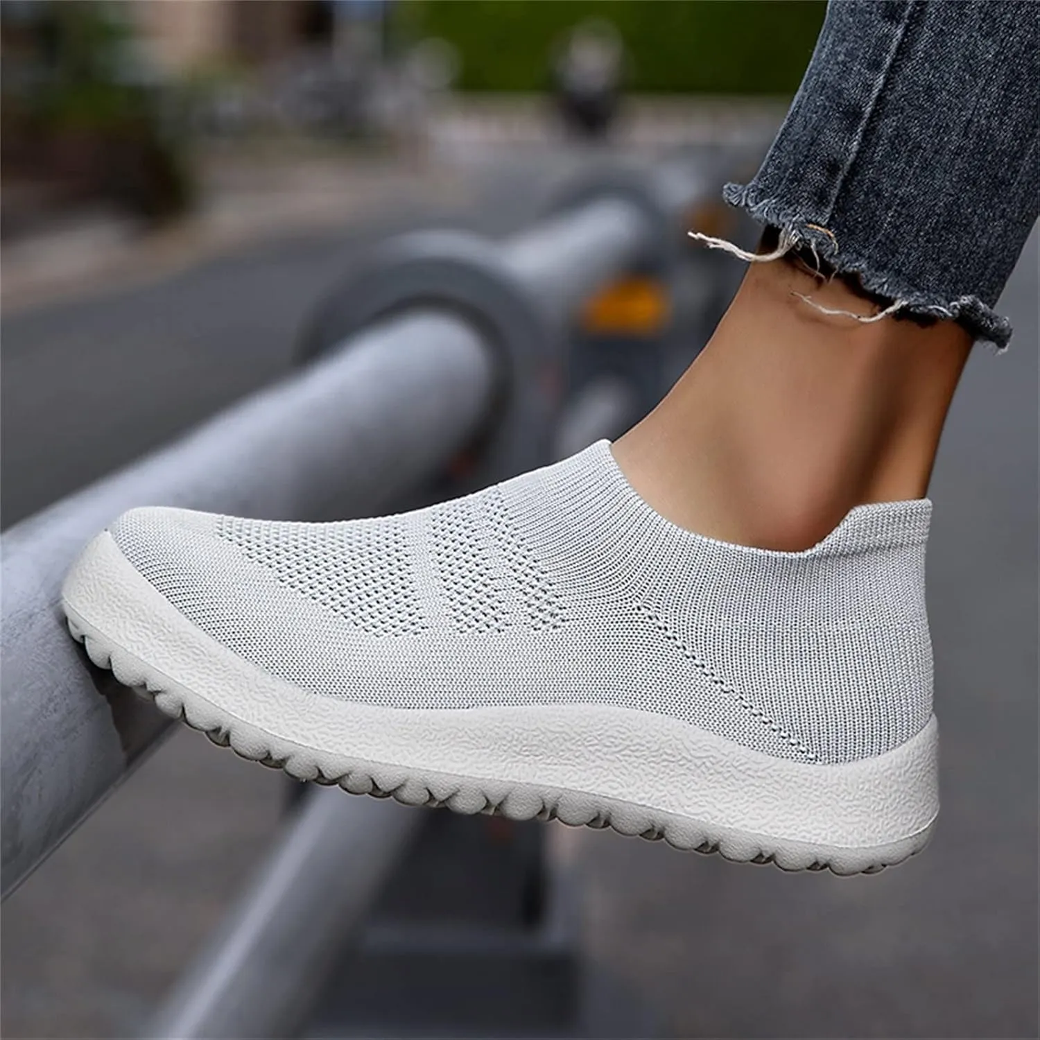 Women's Slip on Shoes Canvas Sneakers Loafers Non Slip Womens Tennis Shoes Lether Casual Black Shoes Fashion Sneakers Slip On Tennis Shoe Loafers Casual Slip On
